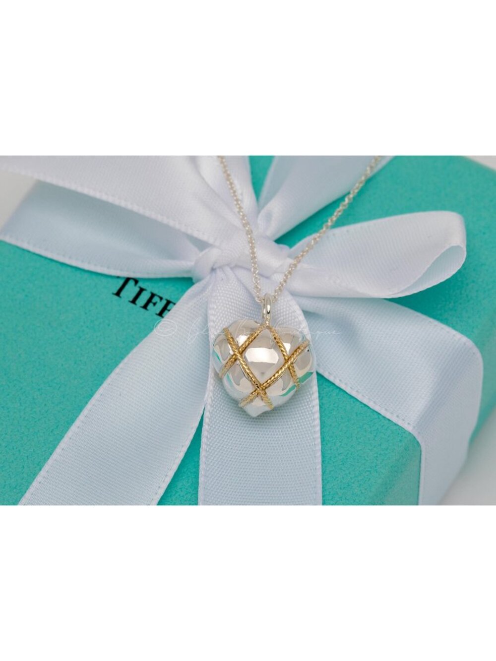 RARE Tiffany & Co. Vintage "Quilt Heart" Necklace Puffed 18k Gold Rope Pendant - Picture 5 of 8